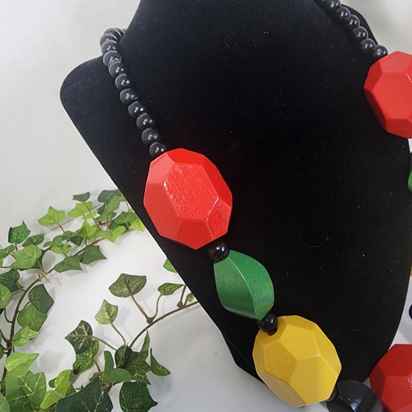 Chunky Bead Boho Ethnic Necklace Earrings Set - Picture 4 of 9